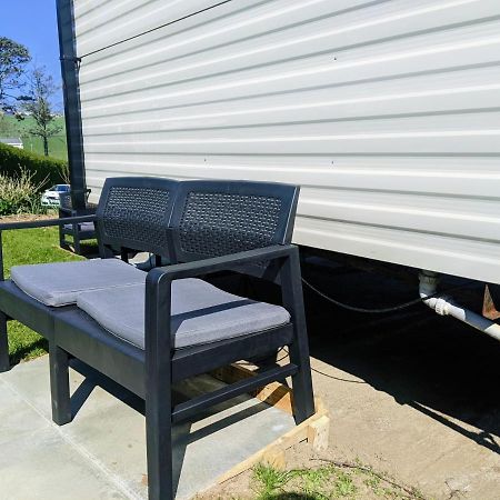 4 Berth Couples And Family Caravan In Beautiful Newquay Bay Resort Extérieur photo